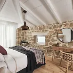 Arismari Luxury Villas